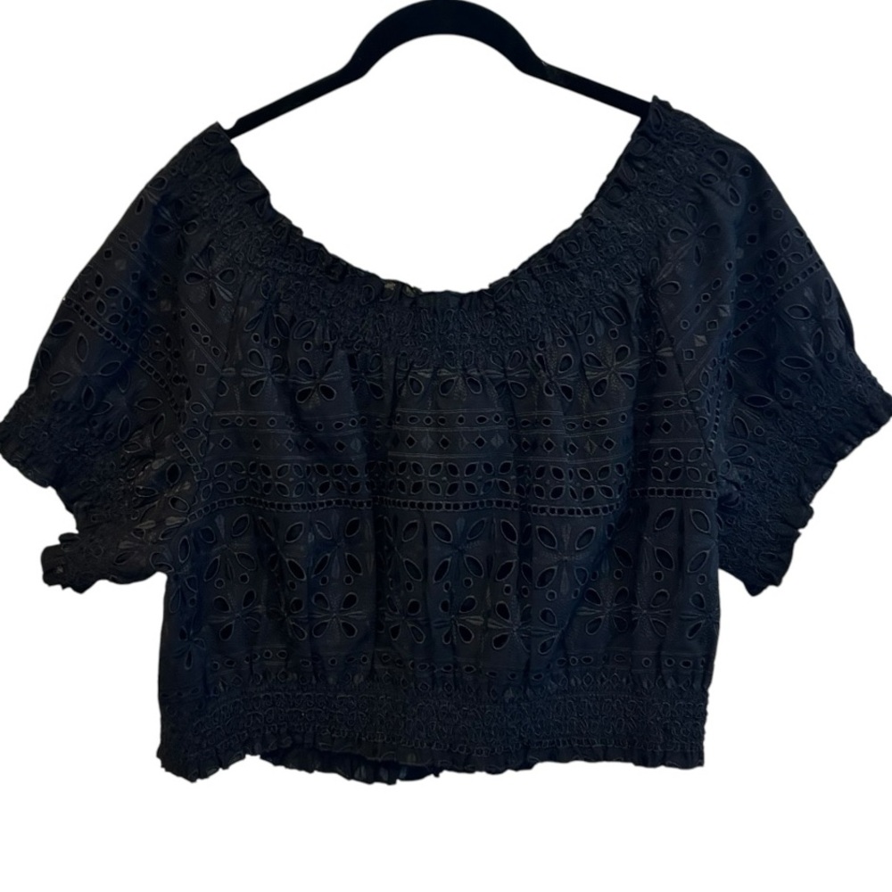 NWT JCrew Black Eyelet Cropped Top XL - Picture 2 of 5
